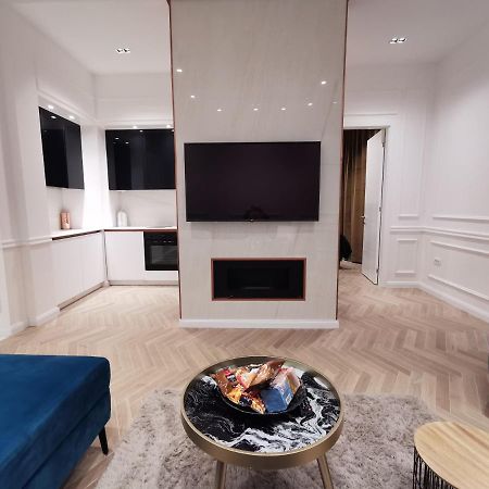 Max Central Apartment 贝尔格莱德 外观 照片