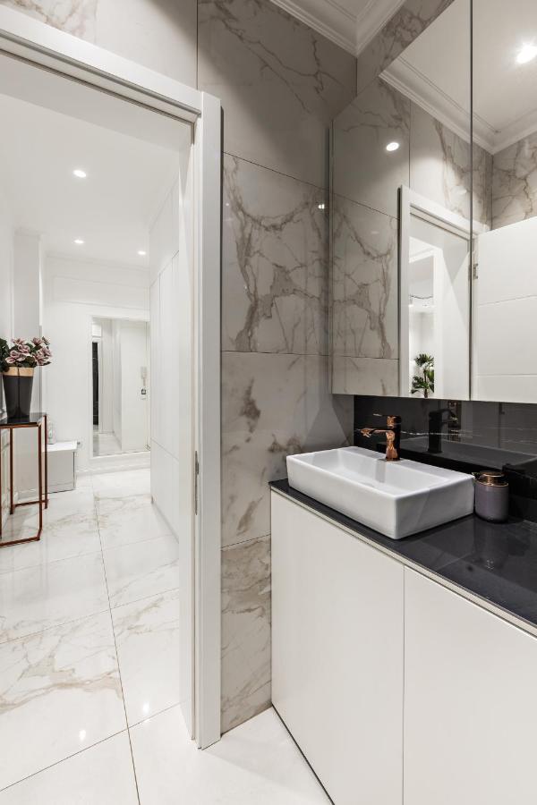 Max Central Apartment 贝尔格莱德 外观 照片